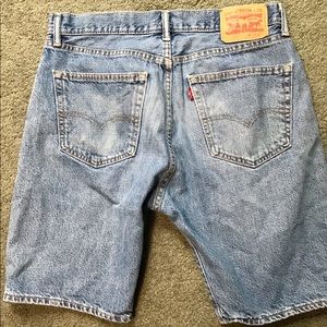 Levi’s 505 size 34 Jean shorts medium wash